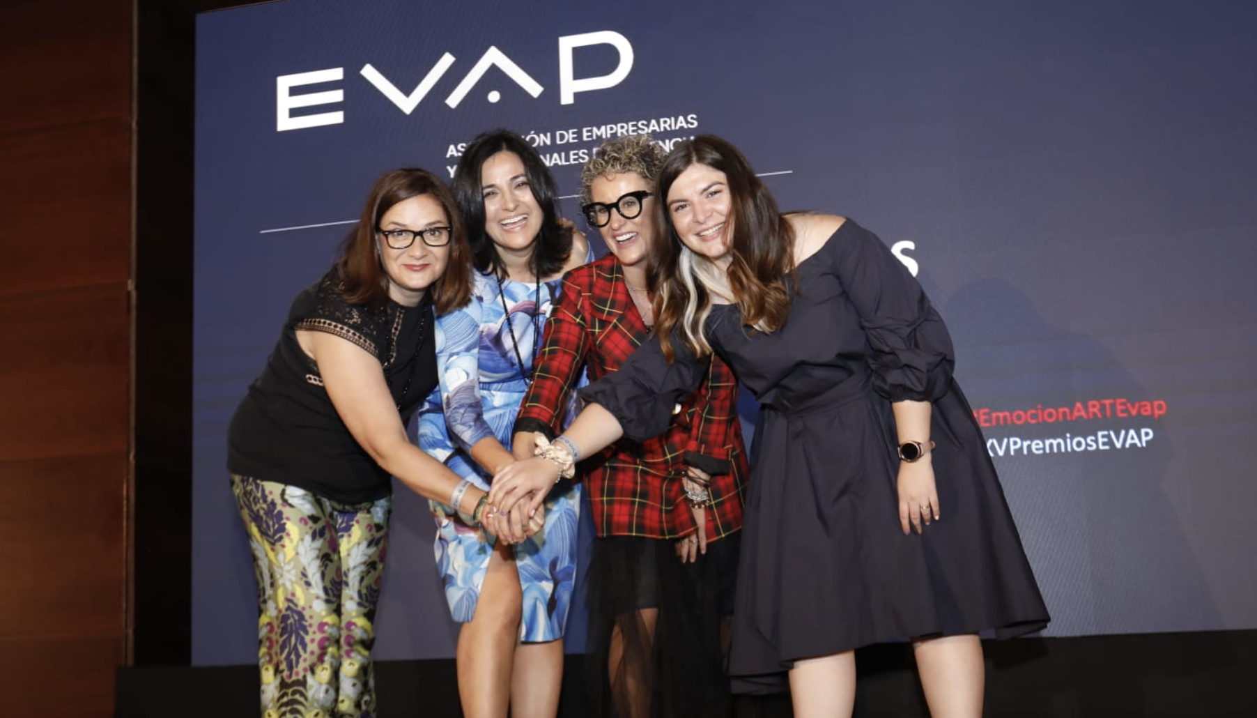 Paloma Mora, Rosana Perán, Pilar Baldominos y Eva García premiadas por EVAP