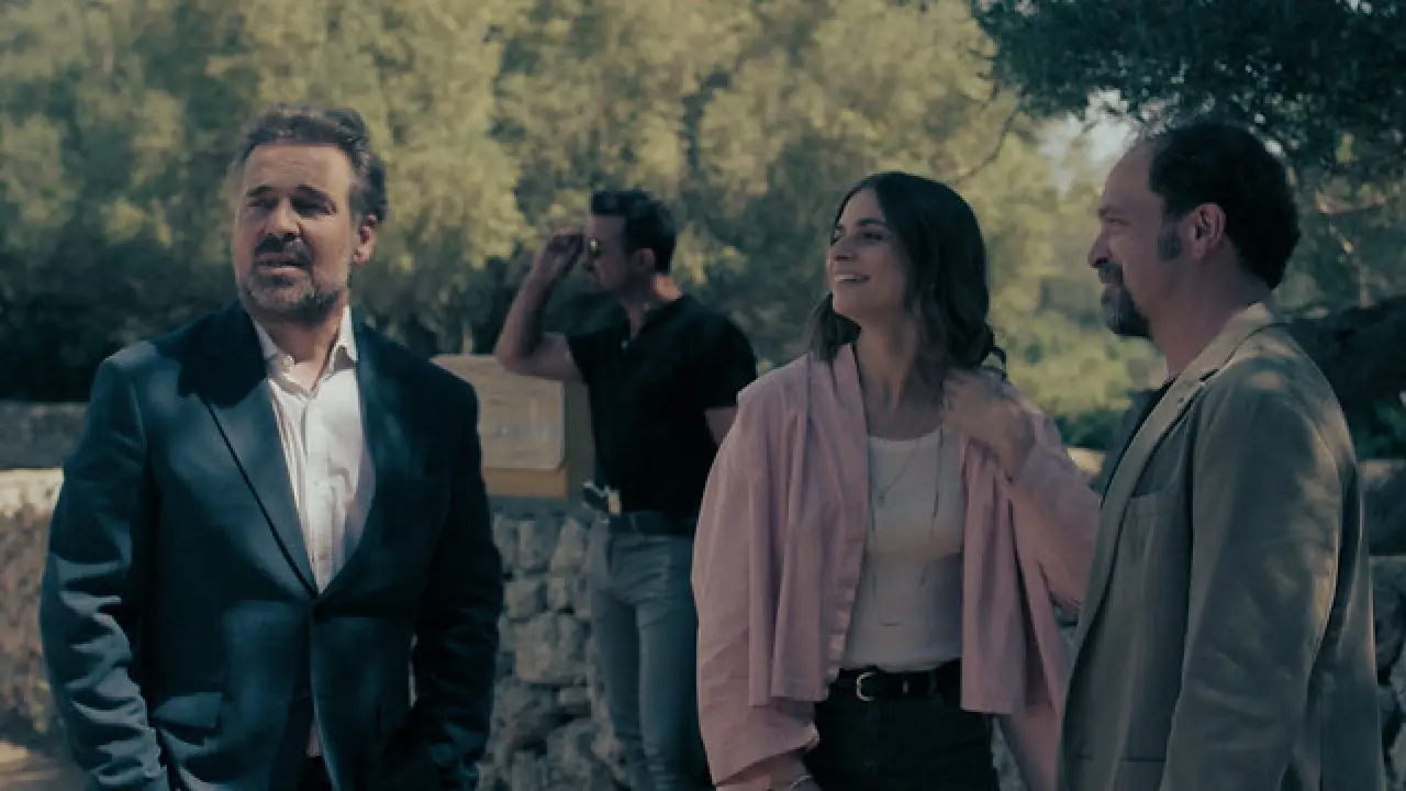 Tras 'Cuando nadie nos ve' se estrena 'Favàritx', la serie española de suspense ambientada en Menorca que llega a Max